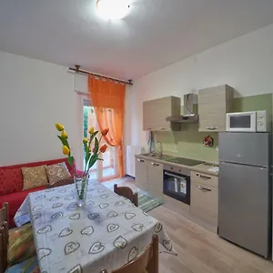 Apartment Casa Della Nonna Abbadia Lariana