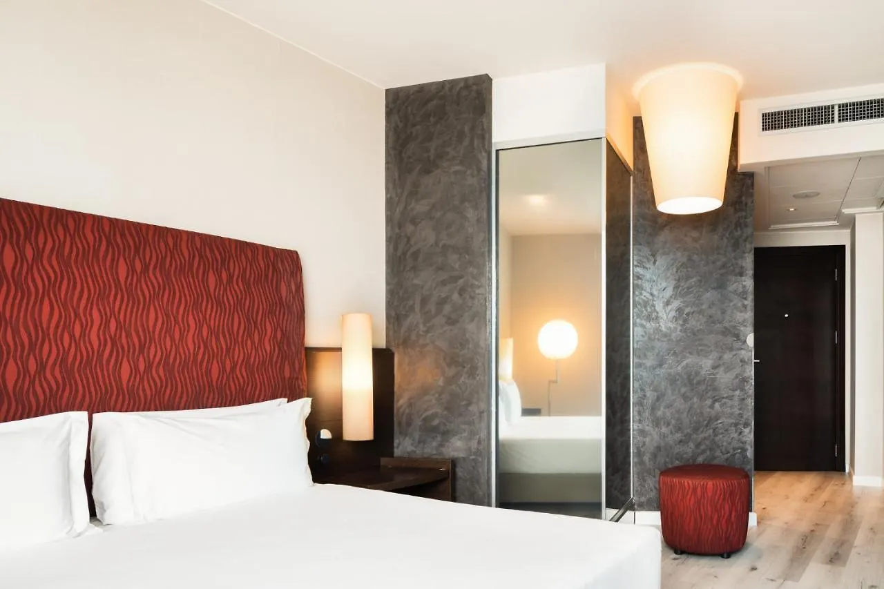 Hi Hotel Bari 4*,  Italy